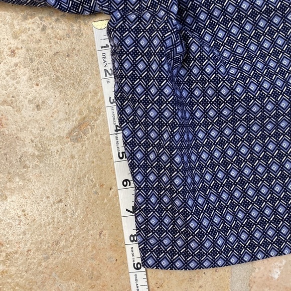 Mario Serrani blue diamond pattern Bermuda shorts Womens 12 Stretch comfort - Picture 4 of 6